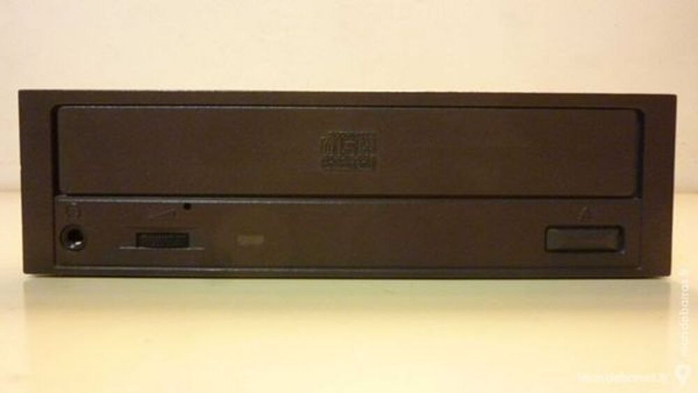 Lecteur-Graveur de CD. LITE-ON-IT Corp LTR-24102M Matériel informatique