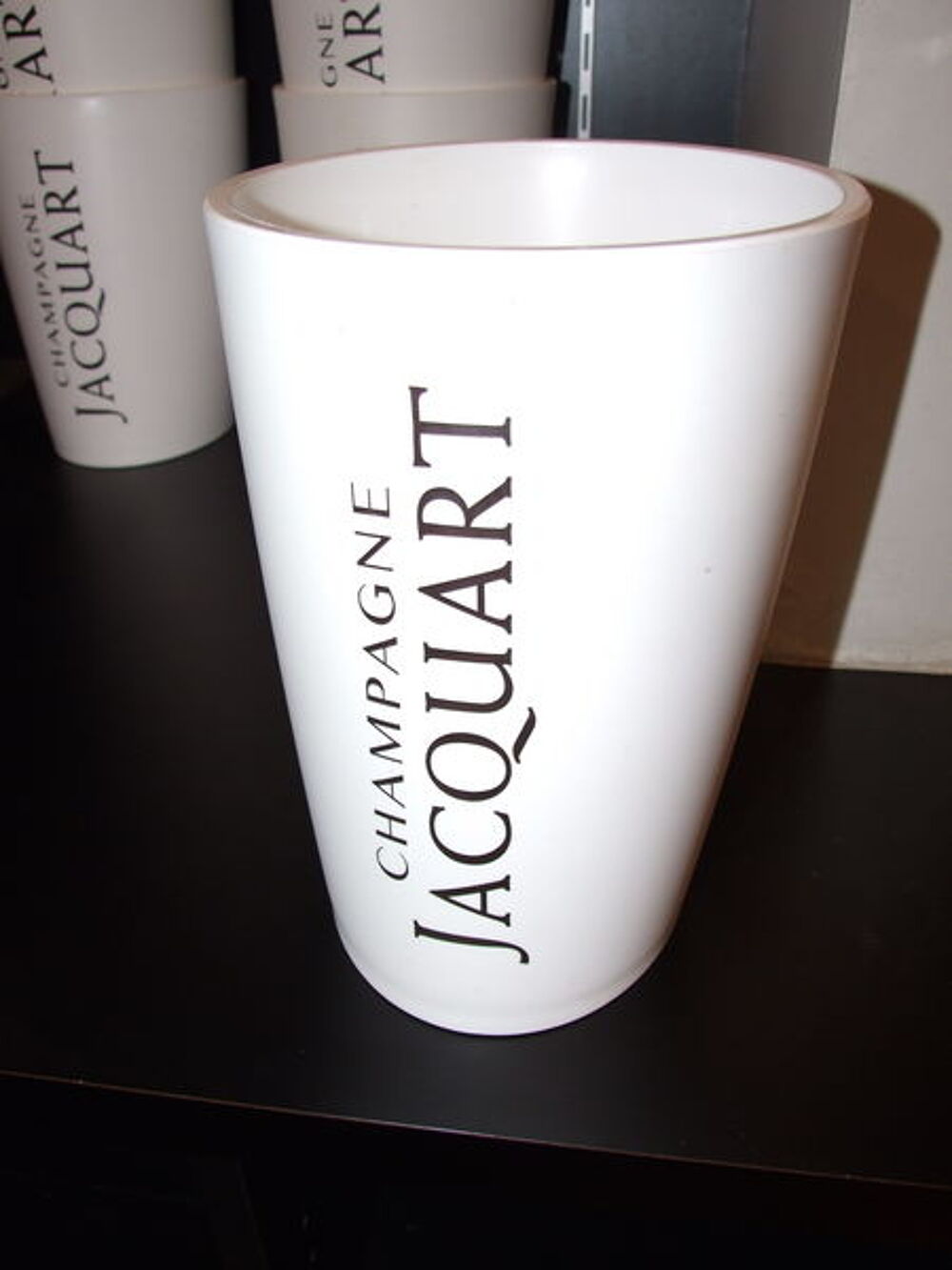 Seau &agrave; champagne Jacquart - 9 unit&eacute;s dispo Cuisine