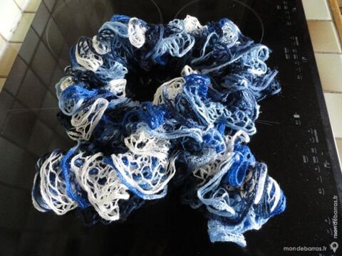 Echarpe volante tricote printemps 11 Strasbourg (67)