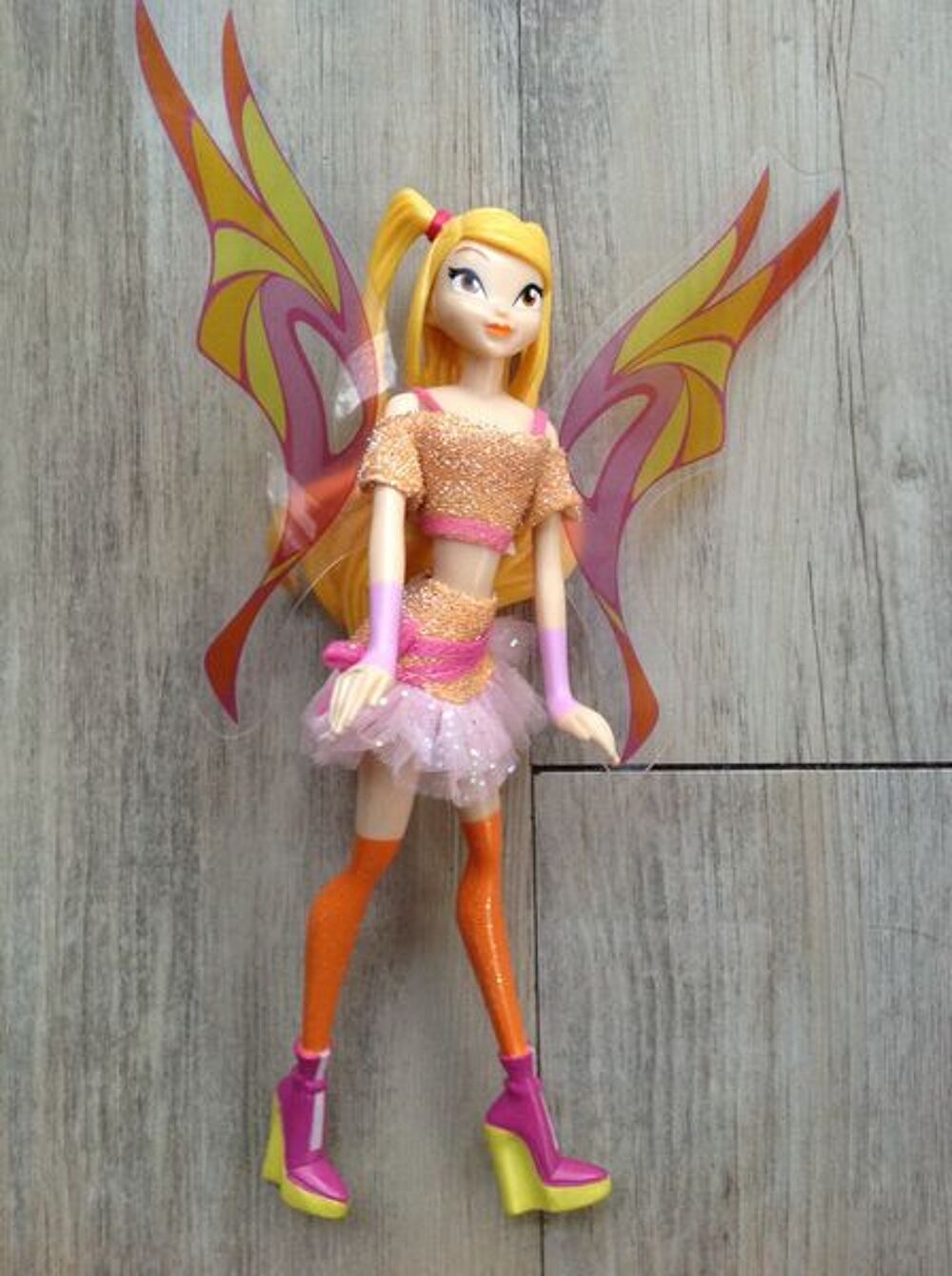 Poup&eacute;e winx en tr&egrave;s bon &eacute;tat. Jeux / jouets