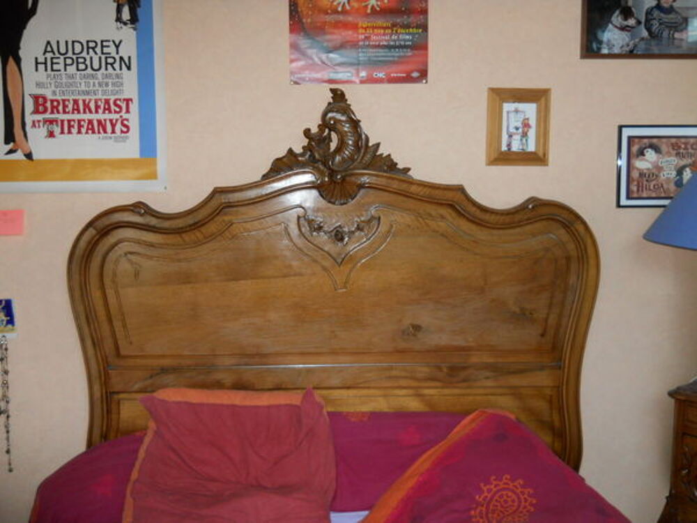 Chambre de Style Louis 15 en Noyer r&eacute;alisation d'&eacute;b&eacute;niste Meubles
