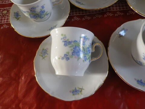 SERVICE PORCELAINE BLANCHE DECOR MYOSOTIS 40 Attainville (95)