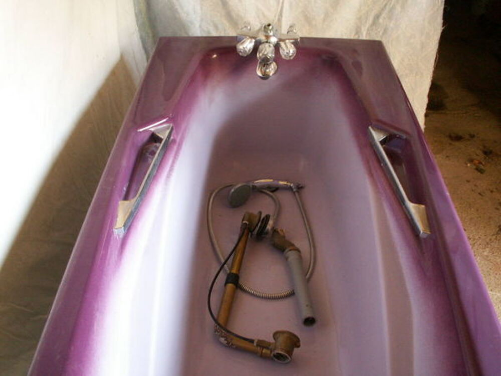 BAIGNOIRE FONTE EMAILLEE COULEUR Meubles