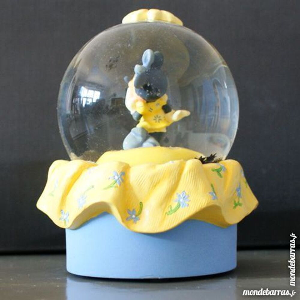 Boule de neige Minnie en r&eacute;sine - Disney Décoration