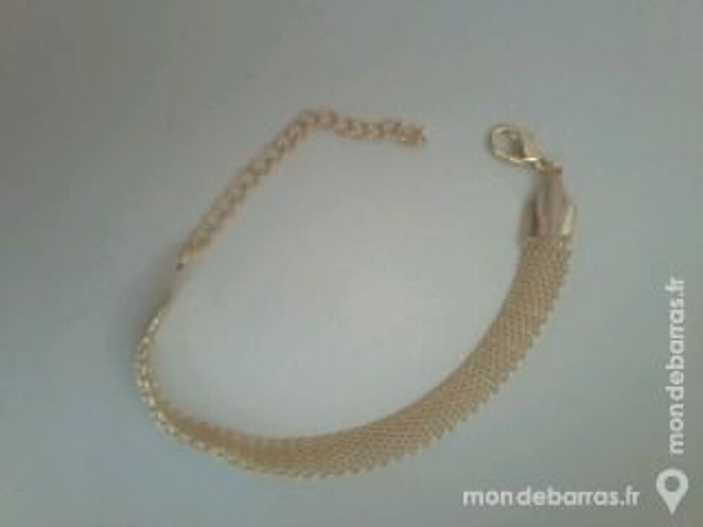 BIJOU FANTAISIE BRACELET NEUF DE COULEUR dor&eacute;e Bijoux et montres