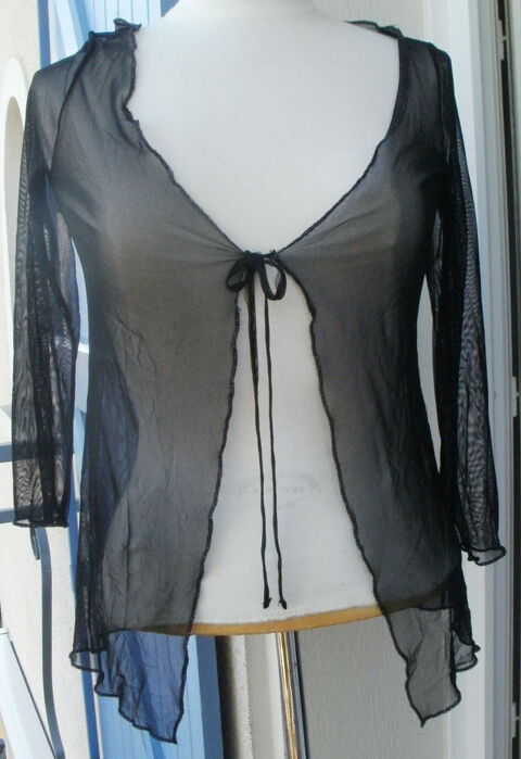 Gilet en voile � nouer sur le devant , marque ZARA Taille M 3 Montauban (82)