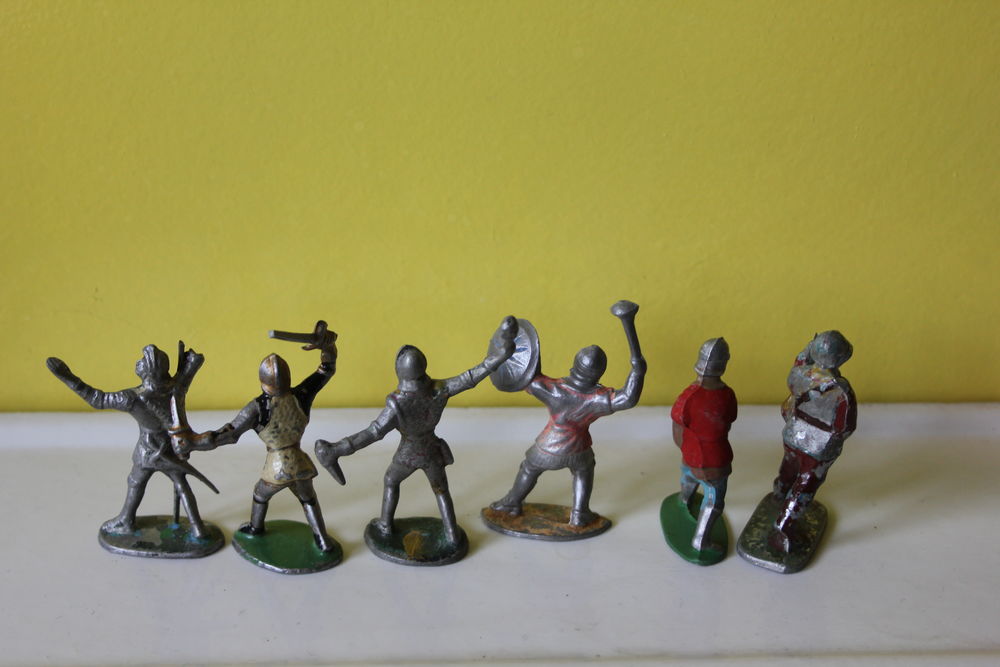 Chevaliers du moyen age aludo ou quiralu Jeux / jouets