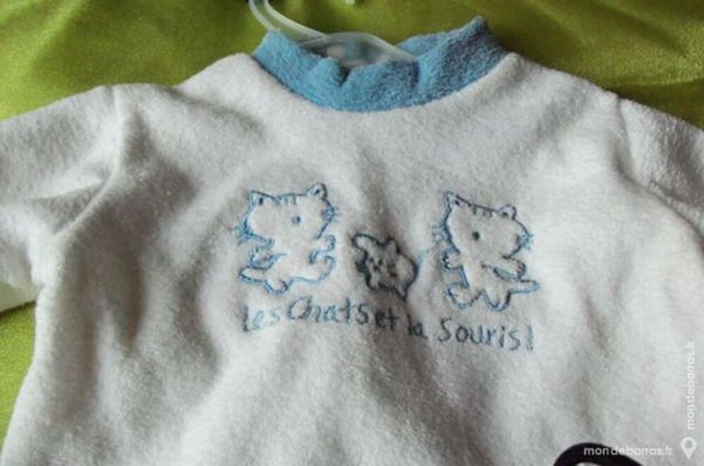 Grenouill&egrave;re pour b&eacute;b&eacute; taille 3 mois Vêtements enfants