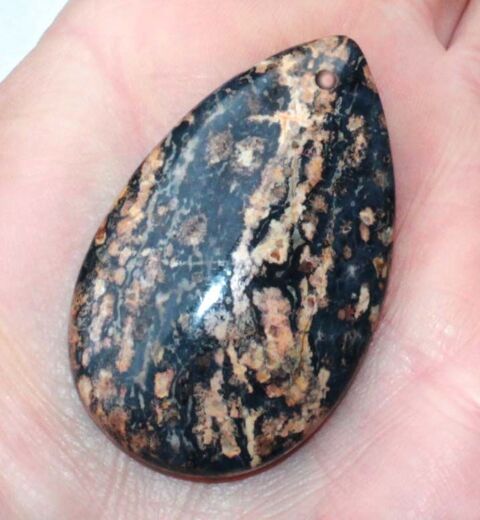 PENDENTIF GOUTTE en JASPE LEOPARD 18 Nice (06)