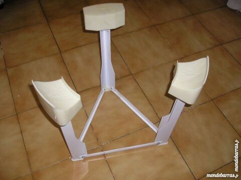 socle pour chauffe-eau pacific 20 Sept�mes-les-Vallons (13)