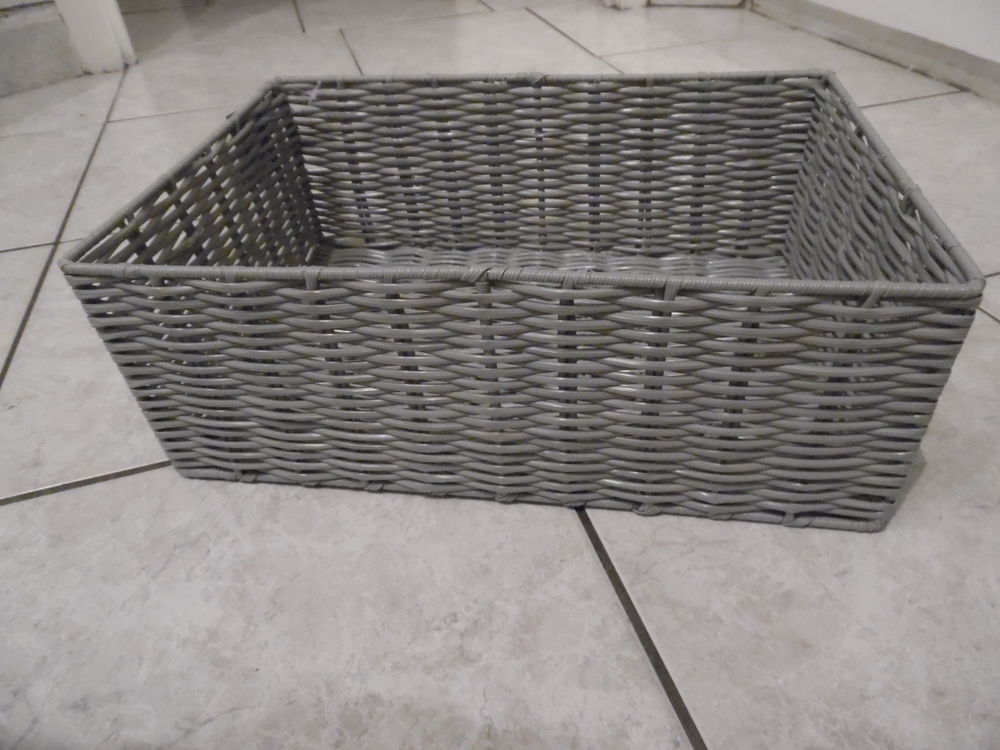 panier de rangement en plastique coloris gris, NEUF Dcoration