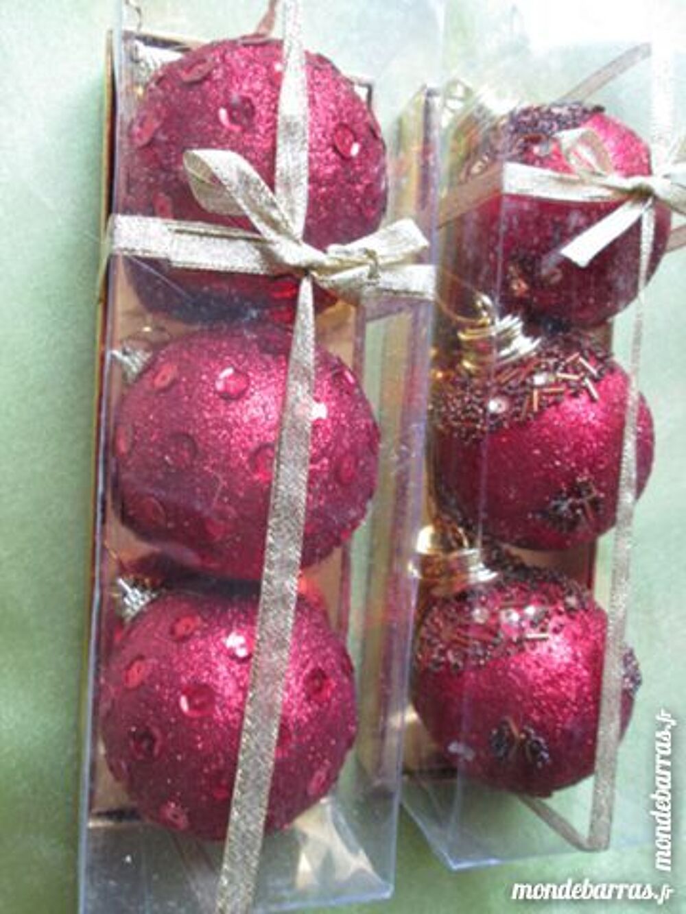Lot de 6 boules de No&euml;l rouges et 2 lutins Décoration