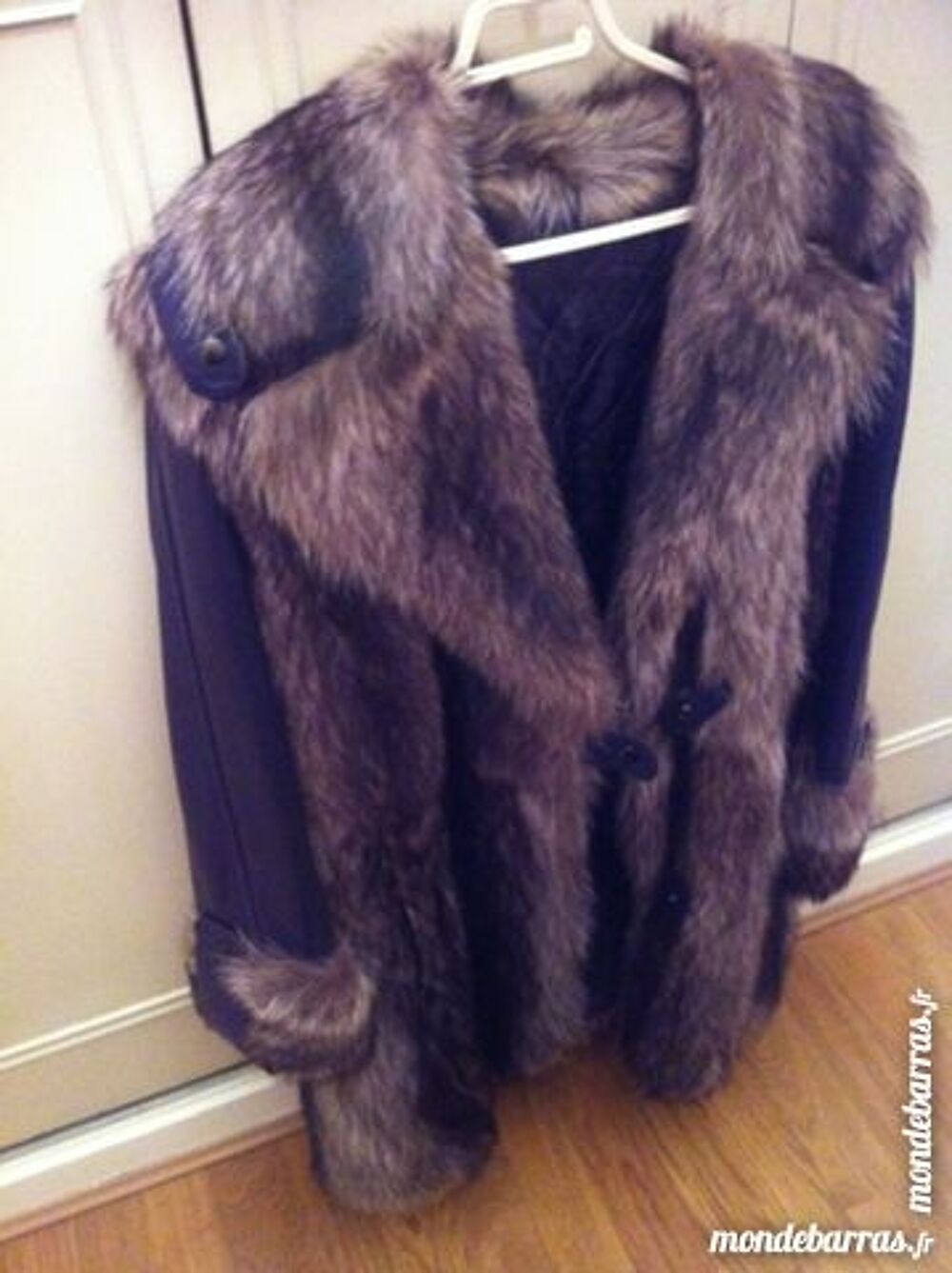 manteau 3/4 femme en fourrure et cuir Vêtements
