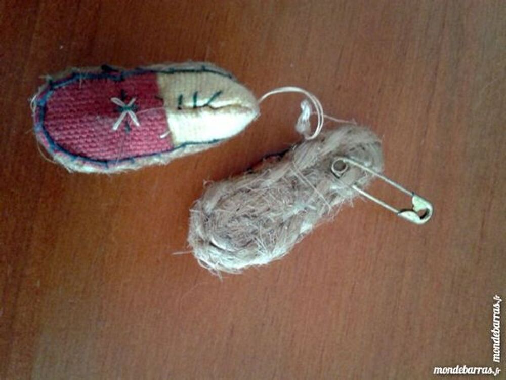 Broche espadrilles catalane Bijoux et montres