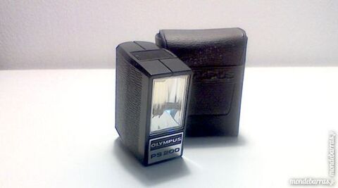 Flash lectronique olympus ps 200 + tui 25 Paris 18 (75)