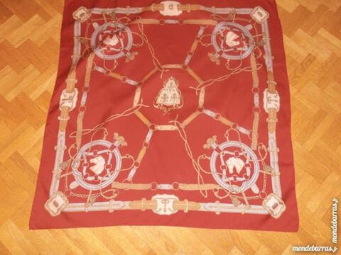 Foulard �questre rouge (50) 6 Tours (37)