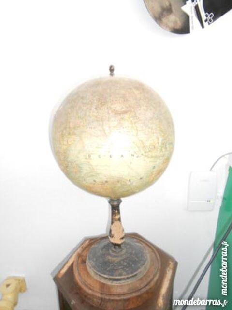 Mapemonde 550 L'Isle-sur-la-Sorgue (84)