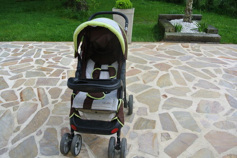 poussette utilisable d&egrave;s la naissance Puériculture