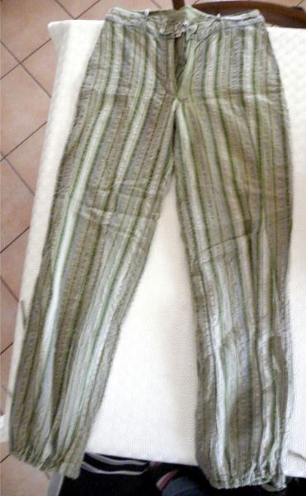 pantalon "coline" taille S raye kaki et beige Vêtements