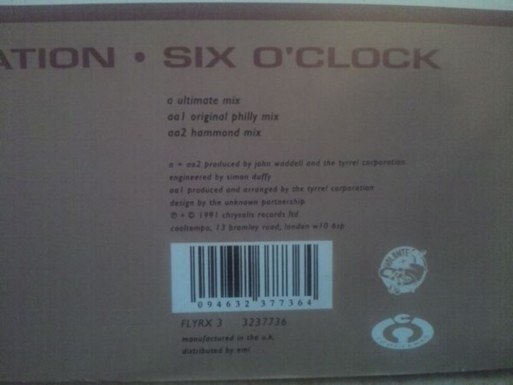 THE TYRREL CORPORATION
SIX O'CLOCK
VINYLE IMPORT CD et vinyles