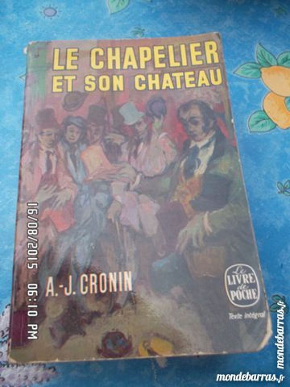 LE CHAPELIER ET SON CHATEAU Livres et BD