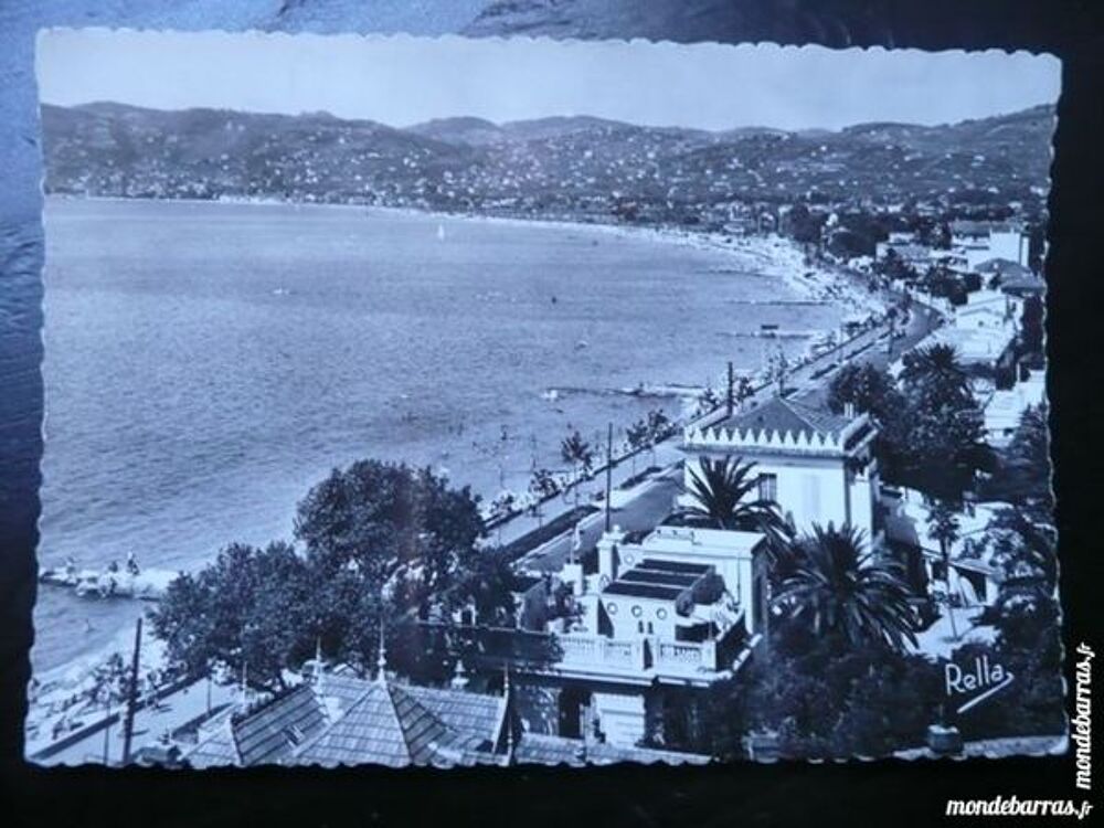Carte postale La c&ocirc;te d'azur Juan les Bains 1952 