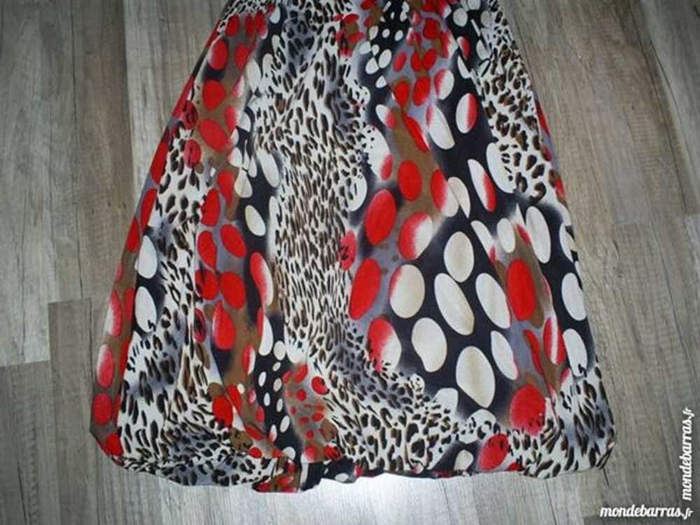 Robe CICERO Taille 38/40 V�tements