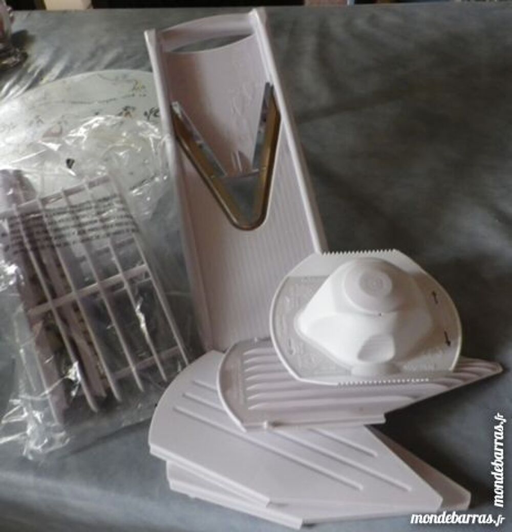 MANDOLINE 5 LAMES INTERCHANGEABLES Cuisine