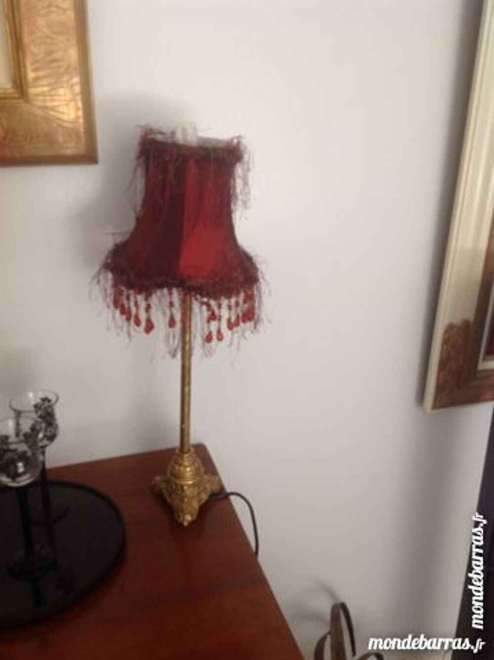 2 belles lampes rouge et or Décoration