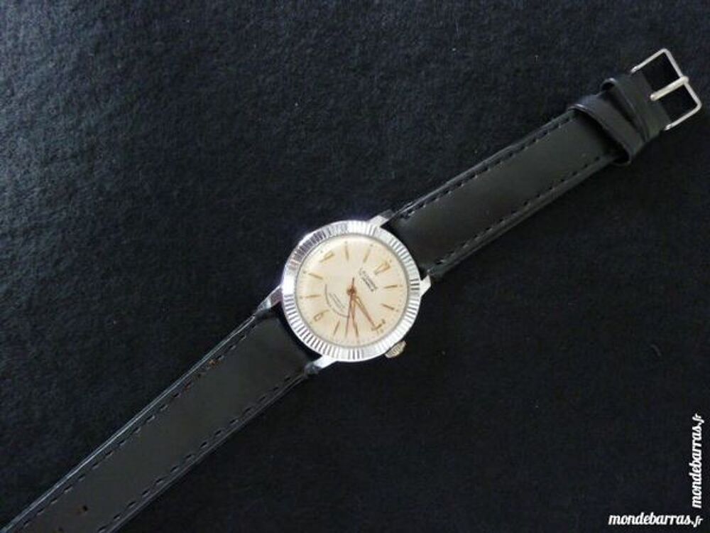 LAUSANNE ST1686 montre m&eacute;canique Suisse 17r. DIV02 Bijoux et montres