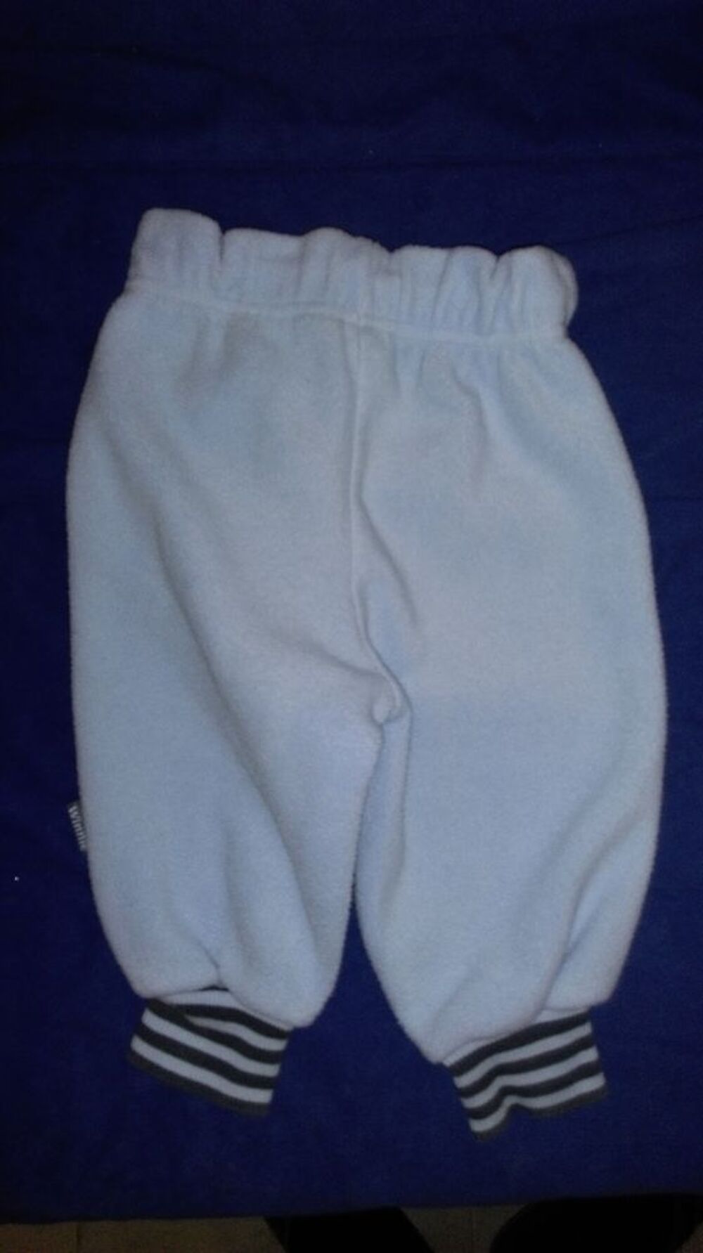 Pantalon pyjama hm disney gar&ccedil;on 12 mois bon &eacute;tat 
Puériculture