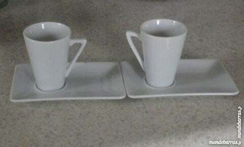 2 TASSES ET SOUCOUPES TETE A TETE 5 Attainville (95)