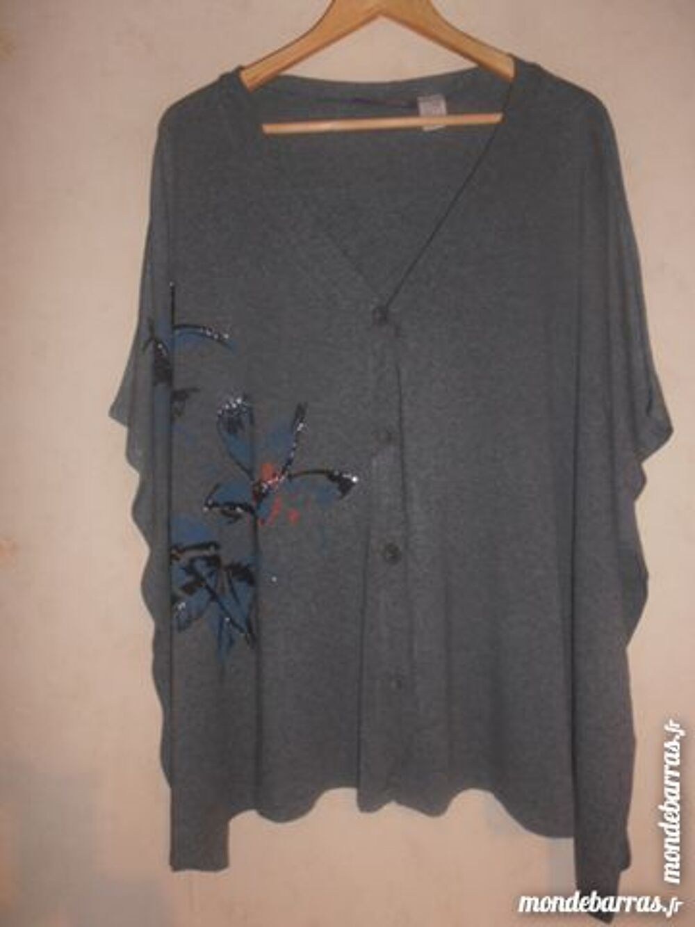 Gilet carr&eacute; gris Vêtements