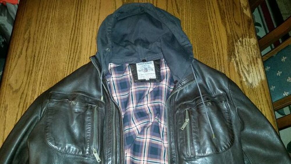 cuir cheignon Vêtements