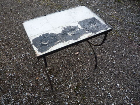 Petite table fer forg� 15 Castres (81)
