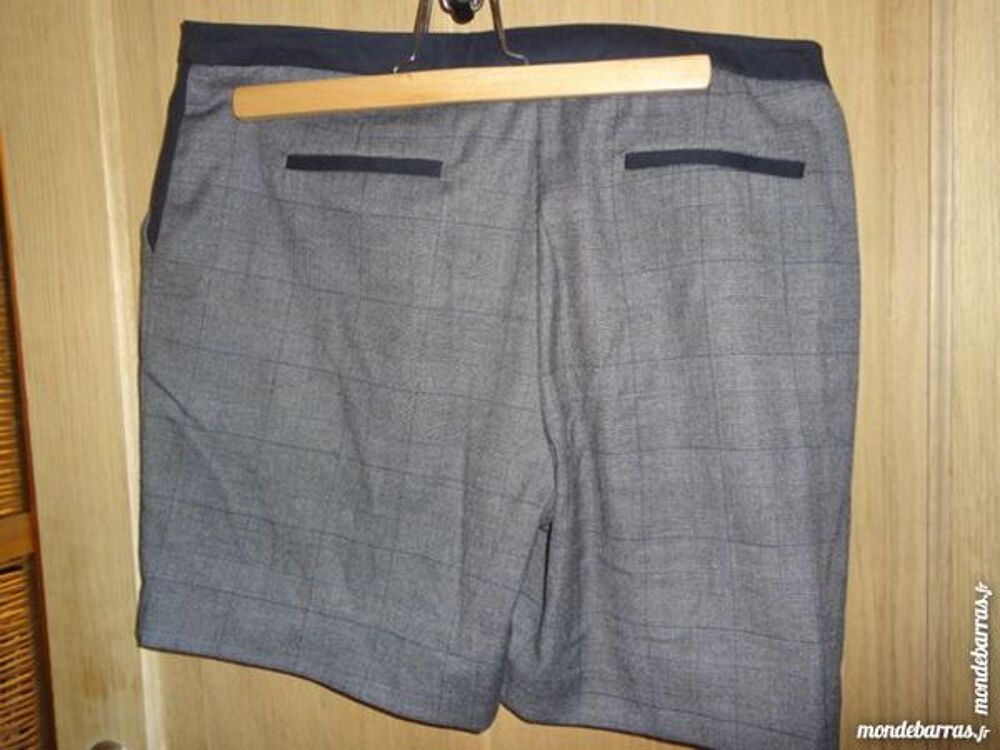 SHORT DE VILLE NAF NAF Vêtements