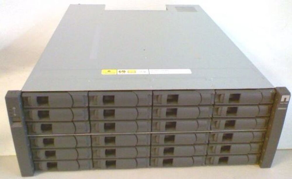 Shelf NetApp DS4243 complet avec 24 disques de 300Go 15k rpm Matériel informatique