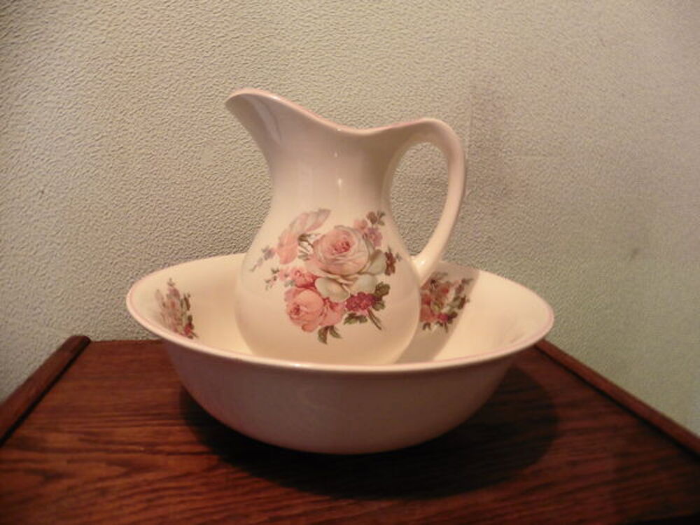 ensemble de toilette Décoration
