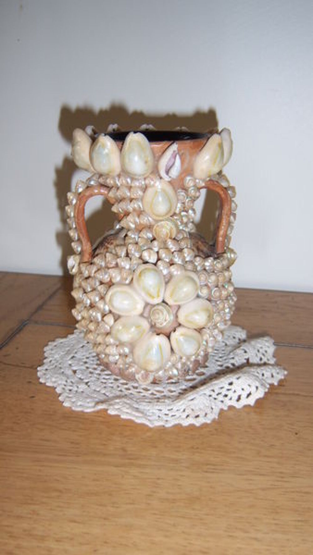 vase en coquillages Décoration