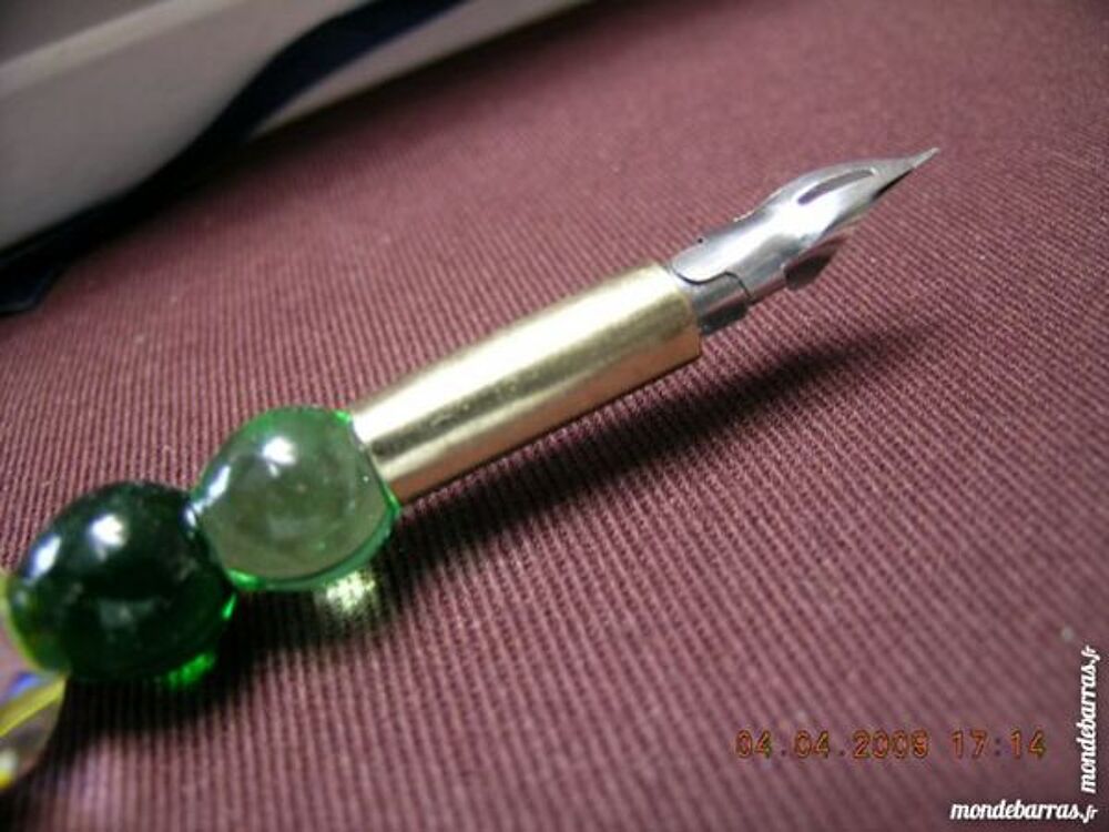 DOMINATOR STYLO PLUME EN CRISTAL torsad&eacute; STP0003 Bijoux et montres