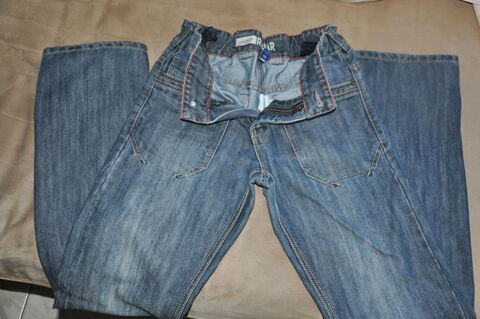 Vtements garon 12- 14 ans 4 Sedan (08)