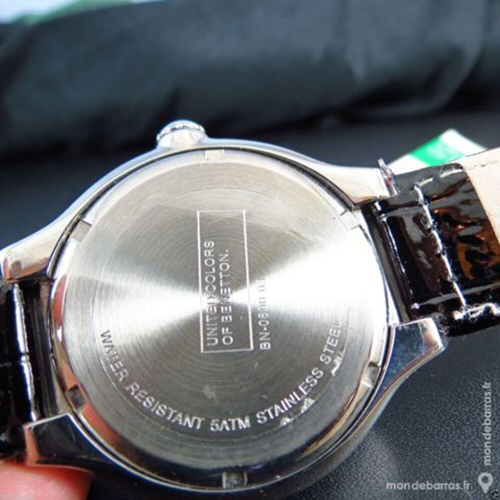 BENETTON montre analogique homme BEN0002 Bijoux et montres