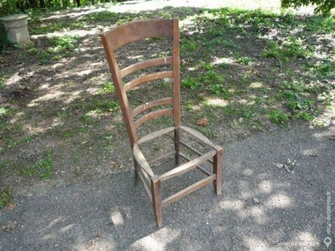 Chaise basse à rempailler rustique/de nourrisse 35 Castres (81)