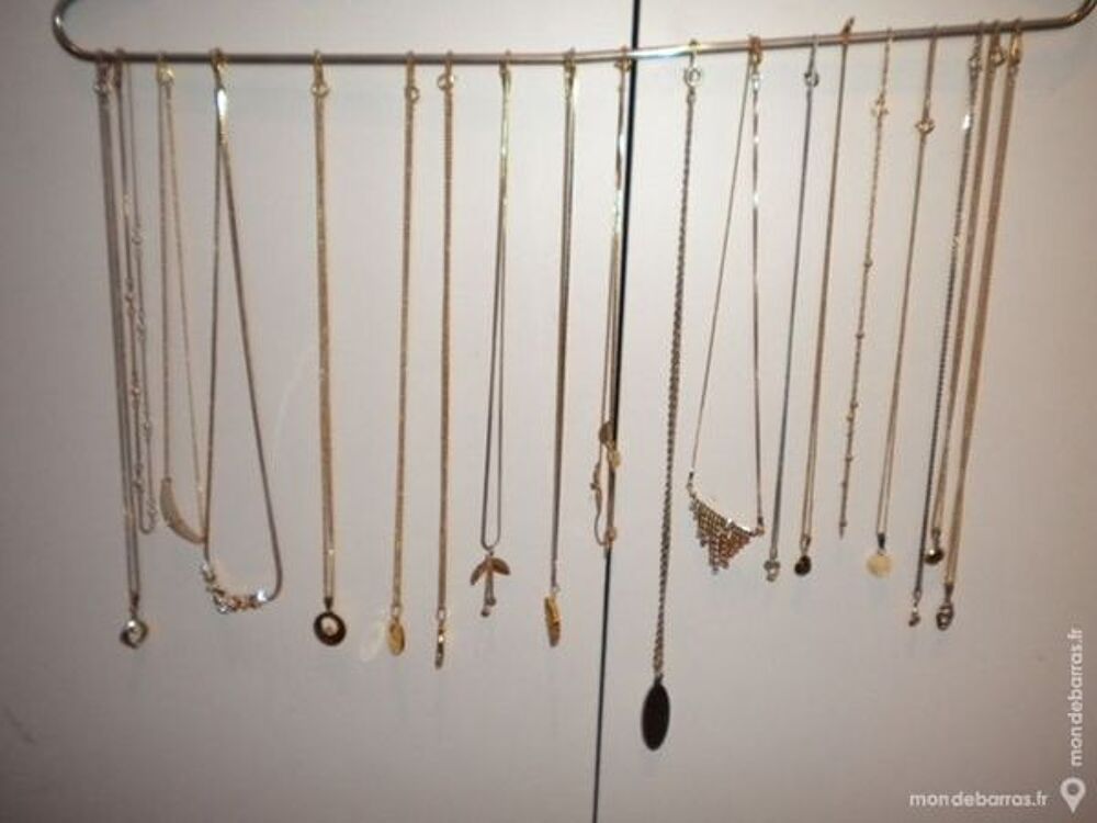 Ensemble de BIJOUX FANTAISIE Bijoux et montres