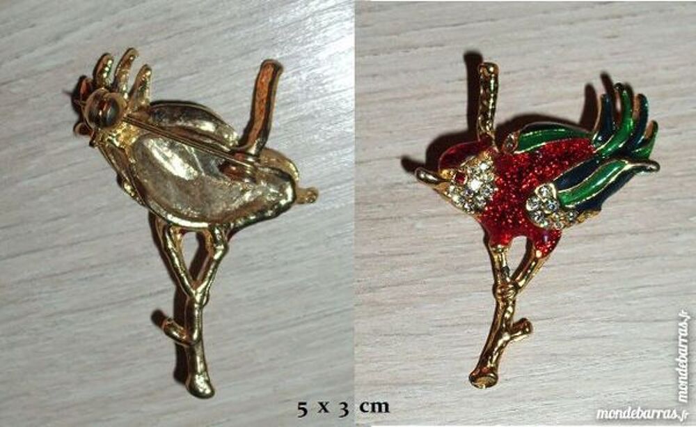 Deux magnifiques broches &laquo;OISEAUX&raquo; vintage Bijoux et montres