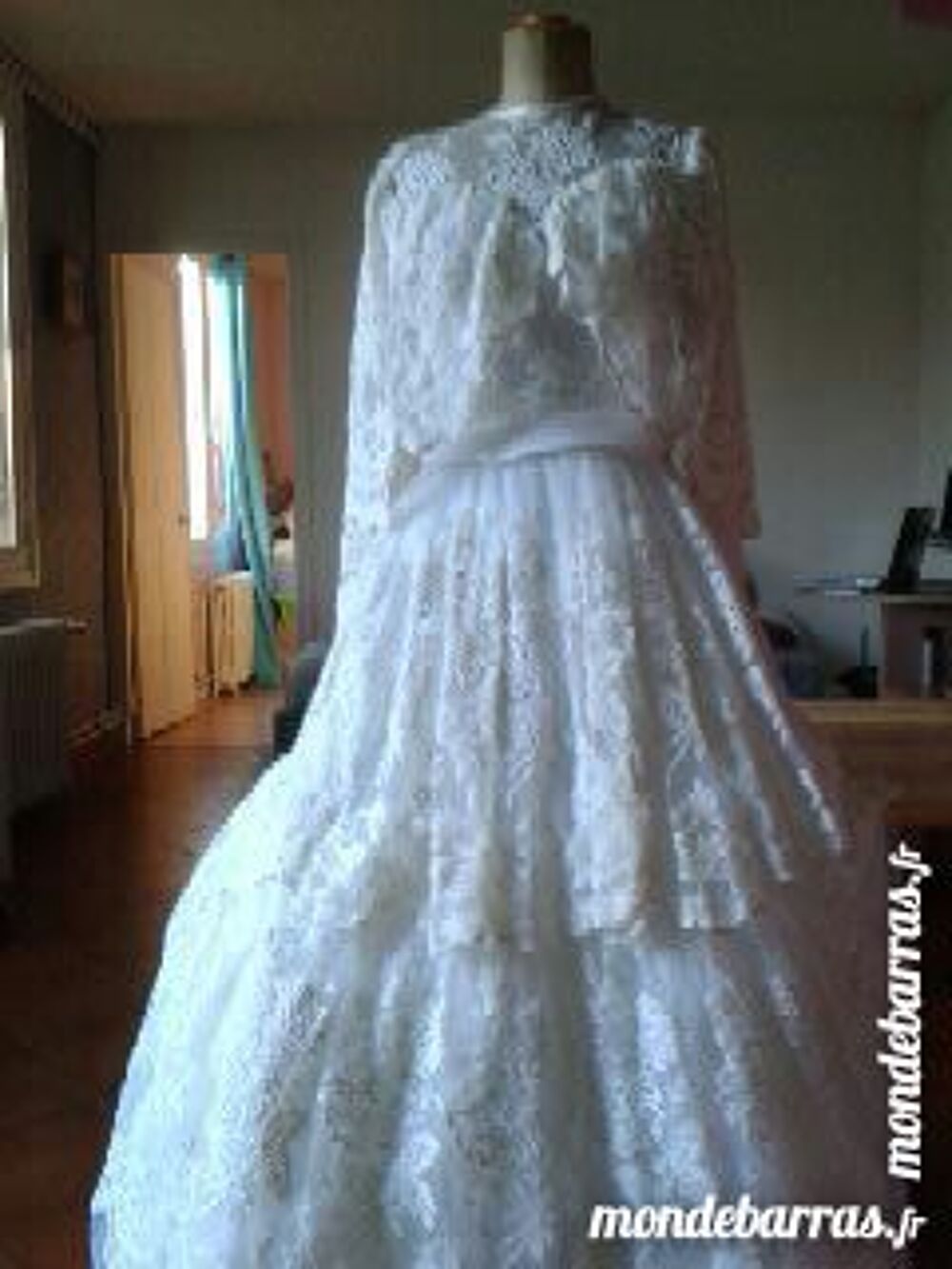 Robe de mari&eacute;e Vêtements