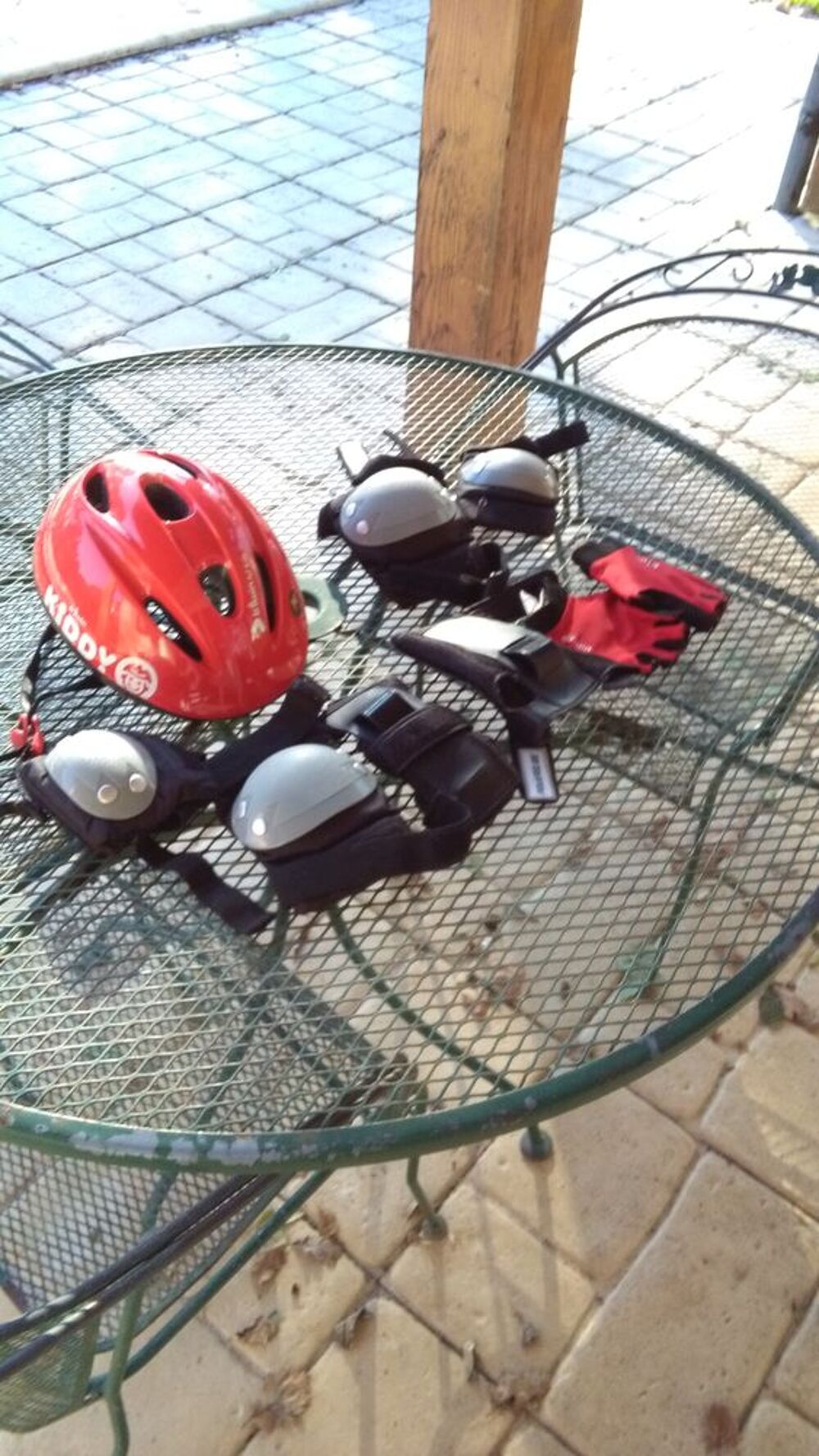 V&eacute;lo MISTIGIRL avec &eacute;quipements Vélos