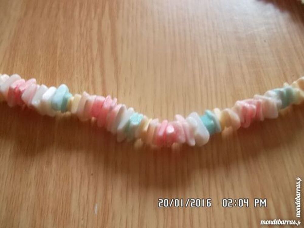 collier petits coquillages*juste 2e*kiki60230 Bijoux et montres