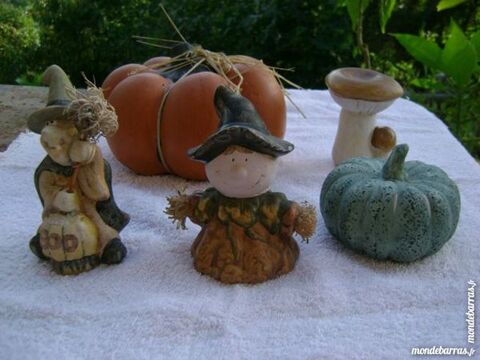 Objets pour Halloween, Citrouille, sorcière 3 Cluses (74)