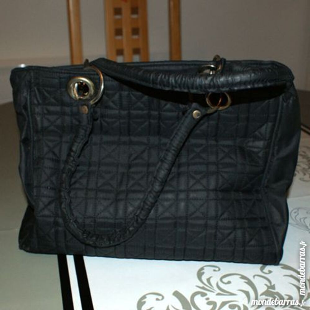Sac noir vintage effet matelass&eacute; tissu Maroquinerie